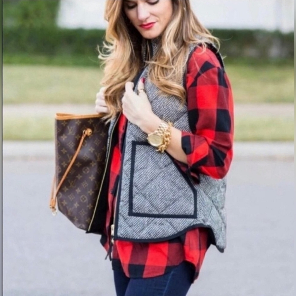 J.Crew Excursion Puffer Down Vest Herringbone Pat… - image 4